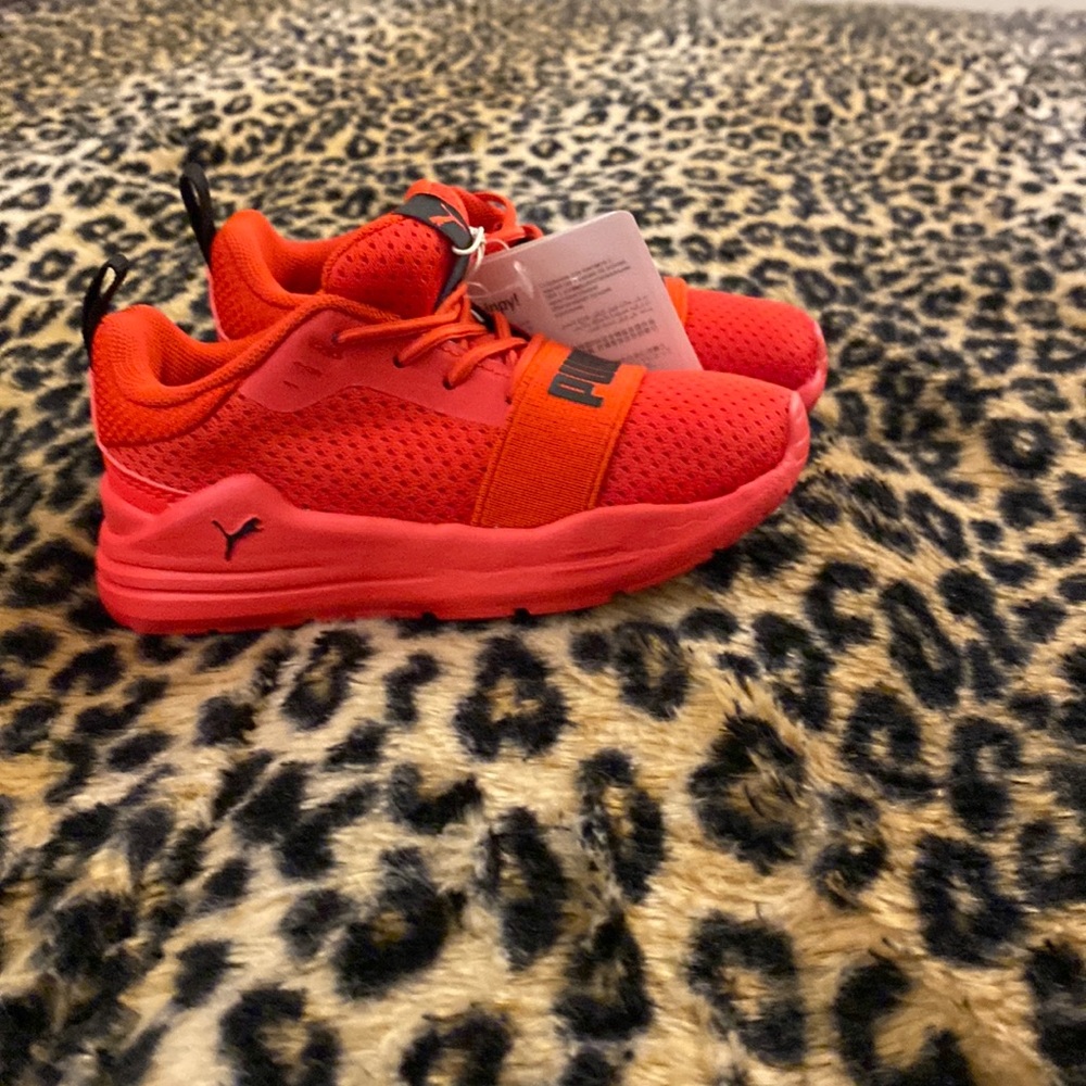 Kids shoes